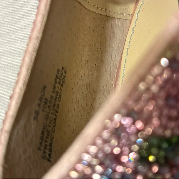 BETSEY JOHNSON SUPER FUN Elegant Pink Embellished Loafers - Picture 4 of 6